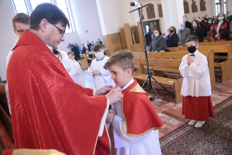 Błogosławieństwo ministrantów w Dobrej