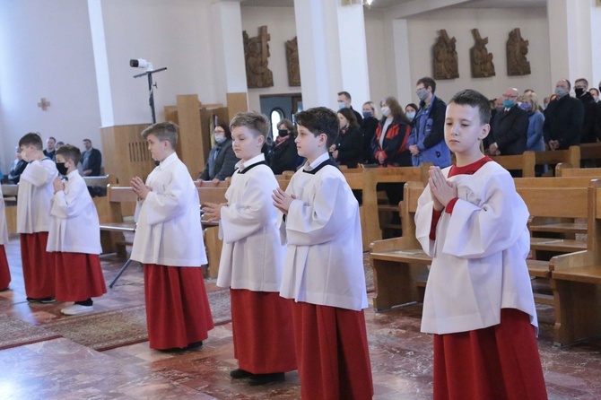 Błogosławieństwo ministrantów w Dobrej