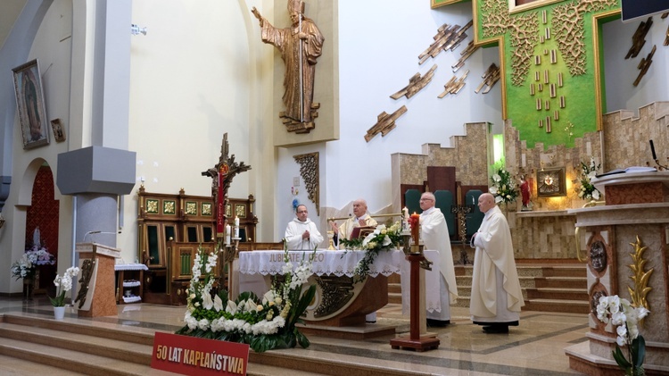 Dziękczynienie za 50 lat kapłaństwa ks. Janusza Idzika