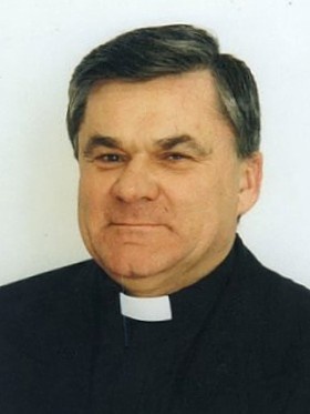 Ks. Krzysztof Galewski.