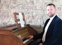 Ksiądz Marcin Sadowski liczy na udział w projekcie organistów i wszystkich osób,  którym bliskie jest piękno liturgii i śpiewu w kościele.