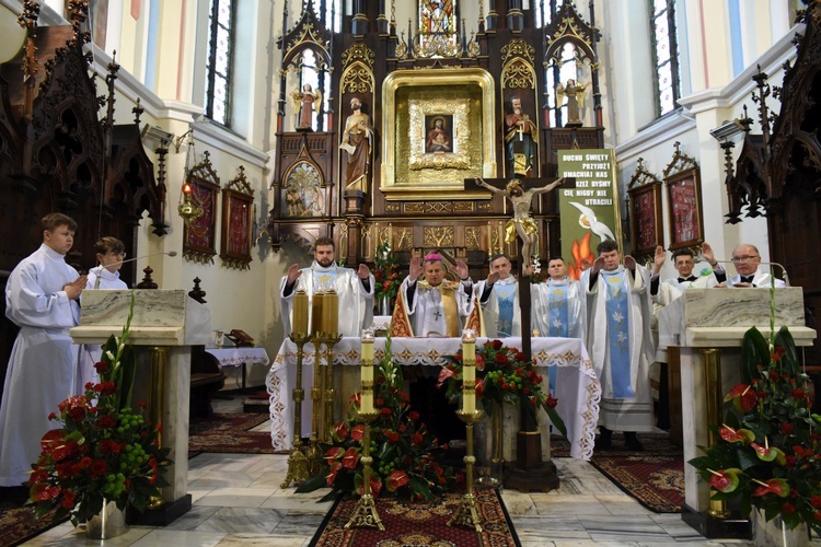 Modlitwa o wylanie darów Ducha Świętego.