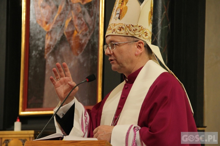 Poświęcenie ołtarza w Dąbroszynie