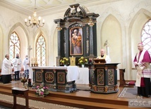 Poświęcenie ołtarza w Dąbroszynie