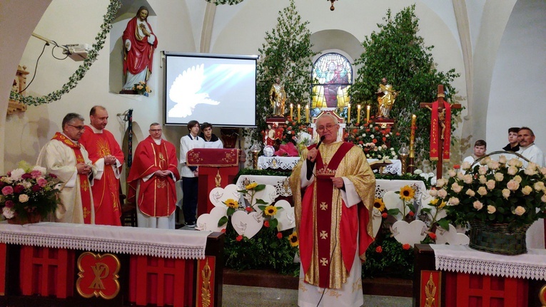 Jubileusz 50-lecia kapłaństwa ks. Stanisława Kucharskiego