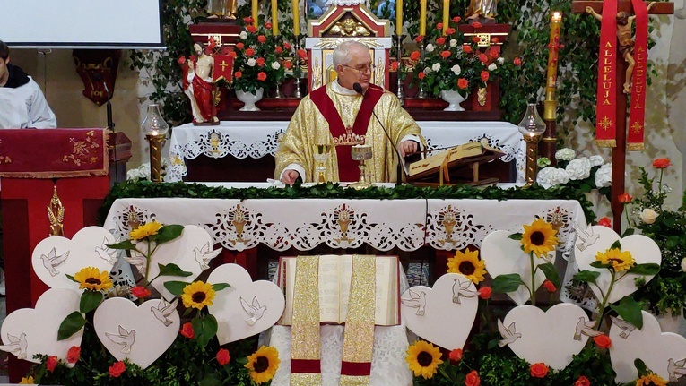 Jubileusz 50-lecia kapłaństwa ks. Stanisława Kucharskiego