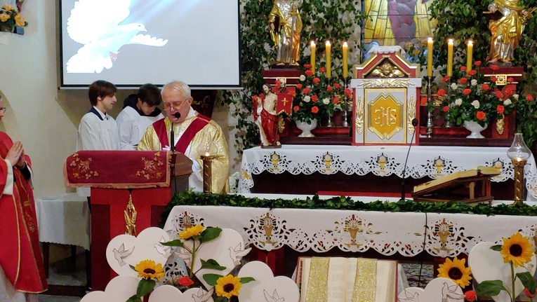 Jubileusz 50-lecia kapłaństwa ks. Stanisława Kucharskiego