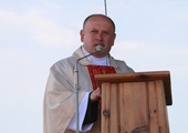 Do duchowego pielgrzymowaniu zachęca ks. Mirosław Kszczot.