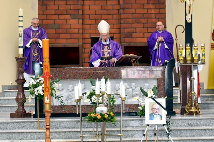 Pogrzeb Kazimierza Stachonia, wieloletniego kościelnego w Świdnicy