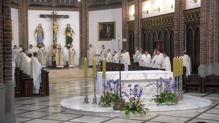 Nowi kapłani diecezji warszawsko-praskiej [GALERIA]