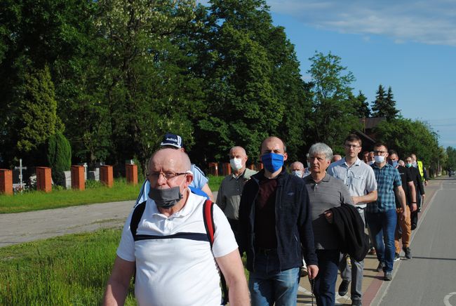 Męski Różaniec w Stalowej Woli