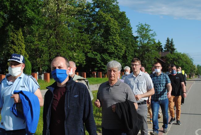 Męski Różaniec w Stalowej Woli