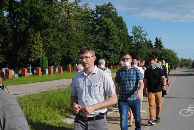 Męski Różaniec w Stalowej Woli