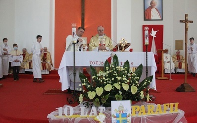 Parafia Jana Pawła II w Lublinie obchodzi jubileusz 10 lat istnienia