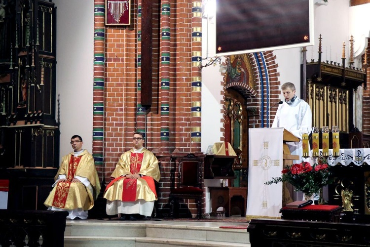 Msza św. i adoracja Najświętszego Sakramentu w intencji maturzystów