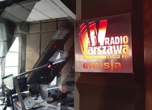 ▲	Dzięki pomocy darczyńców studio emisji zyskało nowoczesną konsoletę, która umożliwia nadawanie w najwyższej cyfrowej jakości.