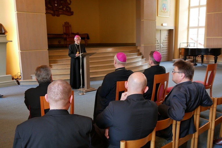 Zmiany i wyróżnienia kapłanów w archidiecezji gdańskiej