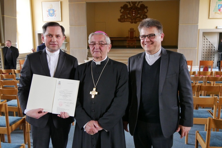 Zmiany i wyróżnienia kapłanów w archidiecezji gdańskiej