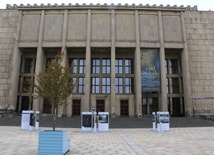 Kraków. Gmach Główny Muzeum Narodowego ponownie zamknięty