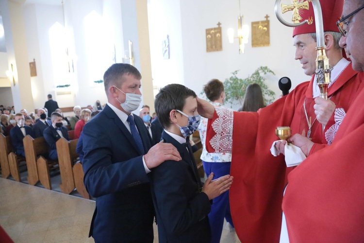 Bierzmowanie w Królowej Górnej