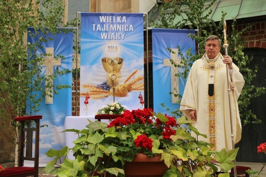 Boże Ciało 2020 w katedrze wrocławskiej 