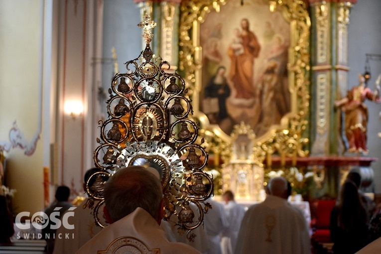 Boże Ciało z trzema biskupami w Świdnicy