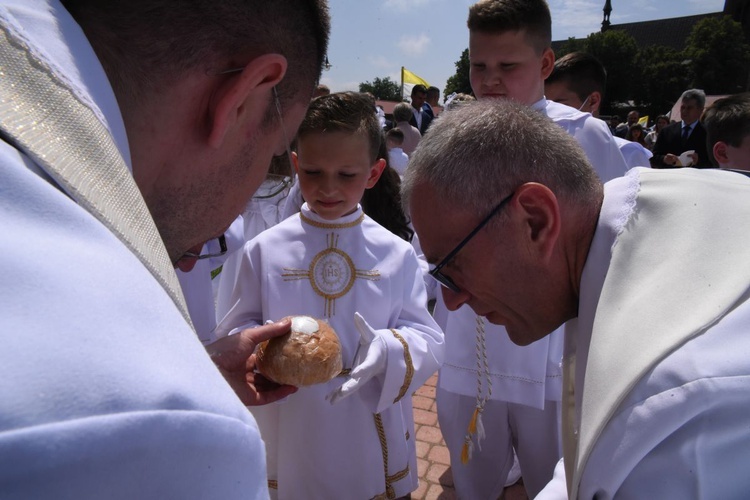 Boże Ciało i I Komunia w Szczepanowie 