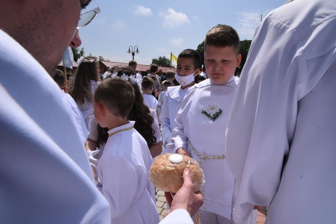 Boże Ciało i I Komunia w Szczepanowie 