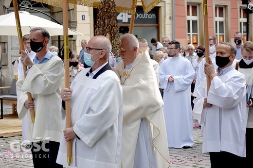 Boże Ciało z trzema biskupami w Świdnicy