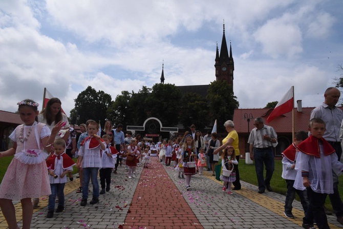 Boże Ciało i I Komunia w Szczepanowie 