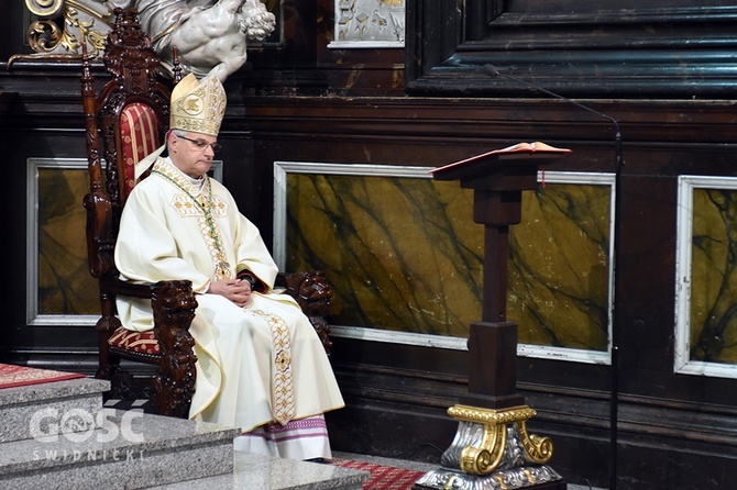 Boże Ciało z trzema biskupami w Świdnicy