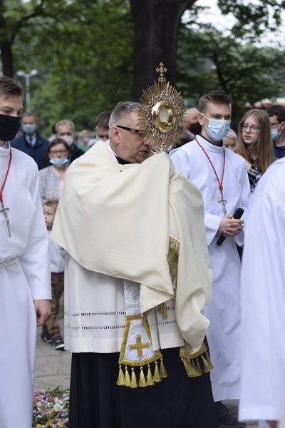 Boże Ciało w parafii św. Jadwigi na wrocławskim Kozanowie