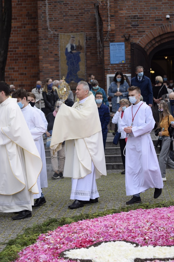 Boże Ciało w parafii św. Jadwigi na wrocławskim Kozanowie