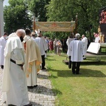 Tarnobrzeg. Procesja w parafii ojcow dominikanów