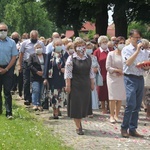 Tarnobrzeg. Procesja w parafii ojcow dominikanów