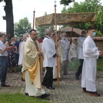 Tarnobrzeg. Procesja w parafii ojcow dominikanów