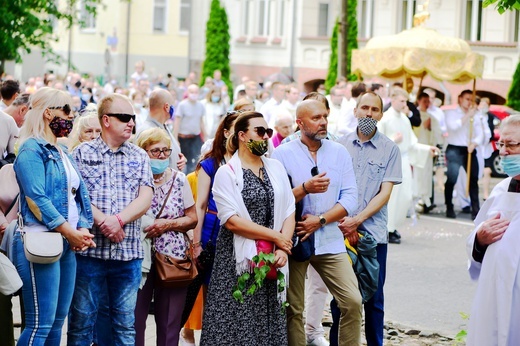 Olsztyn. Centralna procesja Bożego Ciała