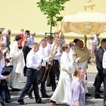 Olsztyn. Centralna procesja Bożego Ciała