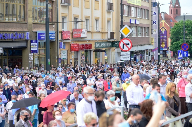 Olsztyn. Centralna procesja Bożego Ciała