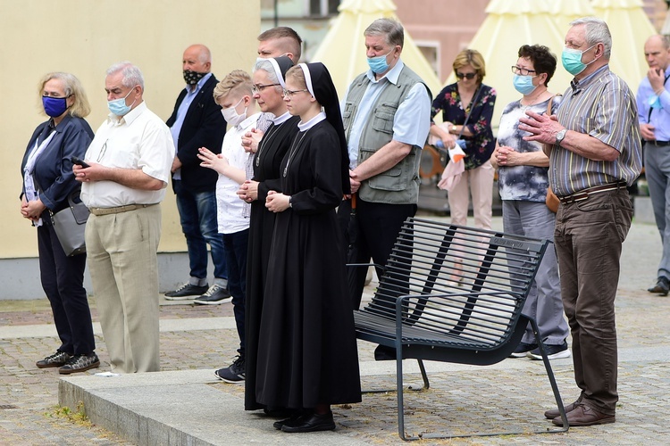 Olsztyn. Centralna procesja Bożego Ciała