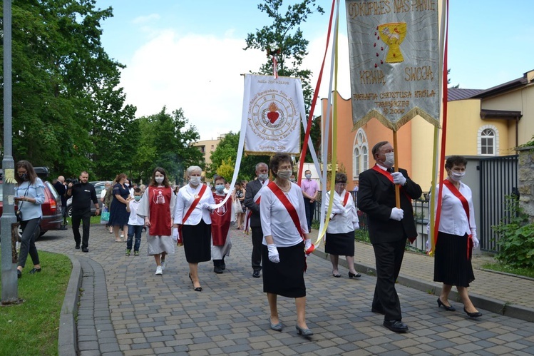 Tarnobrzeg. Procesja w parafii Chrystusa Króla