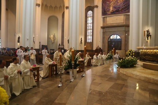 Uroczystości Bożego Ciała w katowickiej katedrze cz. 2