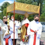 Tarnobrzeg. Procesja w parafii św. Barbary