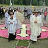 W tych kwiatach jest miłość do Kościoła i Jezusa