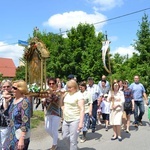 Tarnobrzeg. Procesja w parafii św. Marii Magdaleny