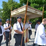 Tarnobrzeg. Procesja w parafii św. Marii Magdaleny