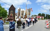 Tarnobrzeg. Procesja w parafii św. Marii Magdaleny