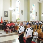 Tarnobrzeg. Procesja w parafii Matki Bożej Częstochowskiej