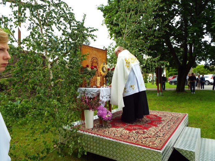 Uroczystość Bożego Ciała w Puszczy Mariańskiej