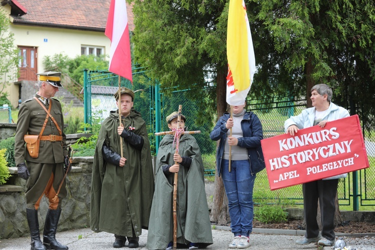 Szlakiem bohaterów w sutannach - 14. konkurs na Apel Poległych - 2020